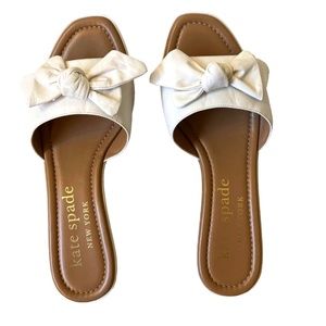 Kate Spade Ivory Leather Sandals with Bow NWOB-